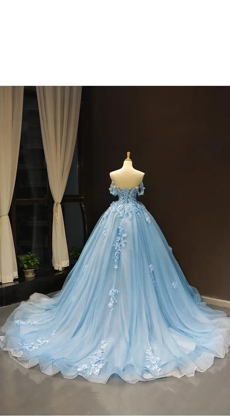Princess Off-The-Shoulder Appliqued Quinceanera Dress With Small Train