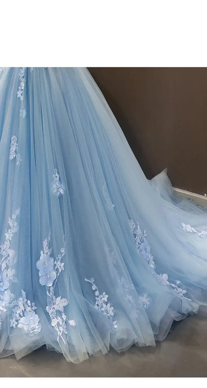 Princess Off-The-Shoulder Appliqued Quinceanera Dress With Small Train
