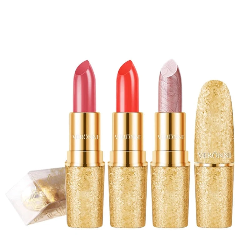 Long-Lasting Moisturizing Lipstick