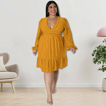 Plus Size Casual Sweet Loose Long-sleeved V-neck Over-the-knee Dress