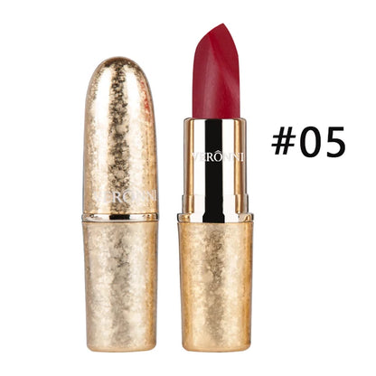 Long-Lasting Moisturizing Lipstick