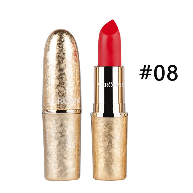 Long-Lasting Moisturizing Lipstick