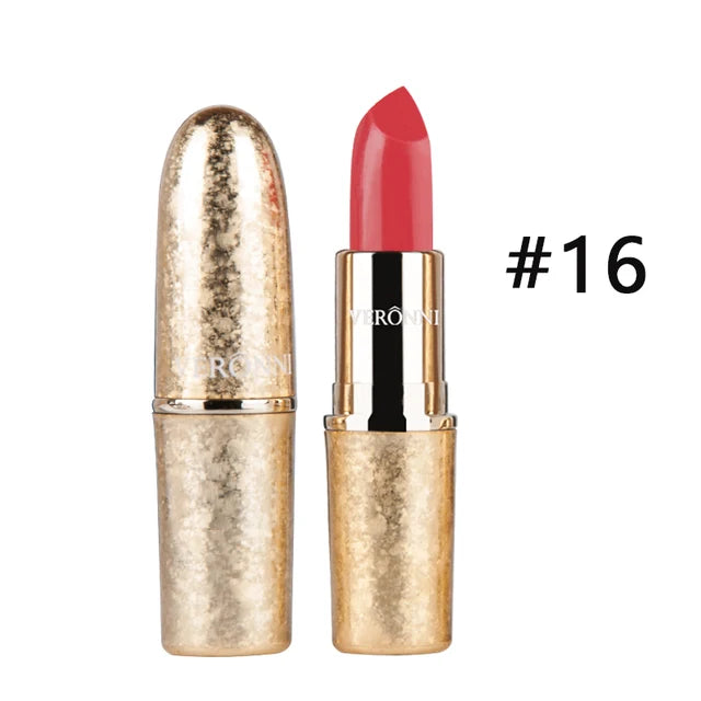 Long-Lasting Moisturizing Lipstick