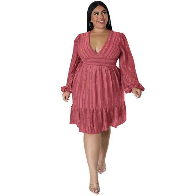 Plus Size Casual Sweet Loose Long-sleeved V-neck Over-the-knee Dress