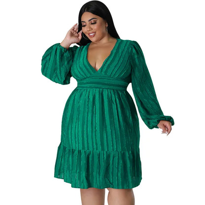 Plus Size Casual Sweet Loose Long-sleeved V-neck Over-the-knee Dress